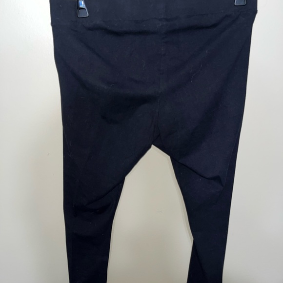 Torrid Women's Black Embroidered Leggings - size 3 - Picture 2 of 4